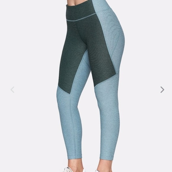 Outdoor Voices Pants - Outdoor Voices 3/4 Two-Tone Leggings